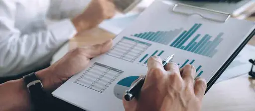تقديم الاستشارات للشركات الاستشارات المالية